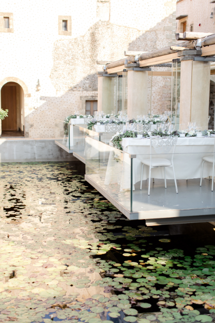 destination wedding in Kinserna hotel by think happy events